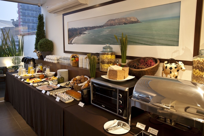 Imagen del bar/restaurante del Hotel Tierra Viva Miraflores Larco. Foto 5