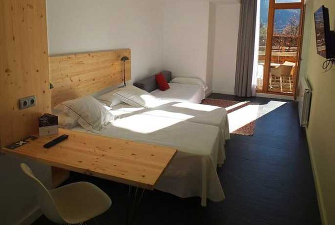 Imagen de la habitación del Hotel Tierra de Biescas. Foto 14