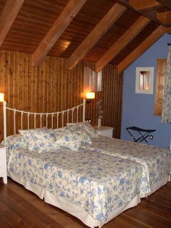 Imagen de la habitación del Hotel Tierras De Moya. Foto 6