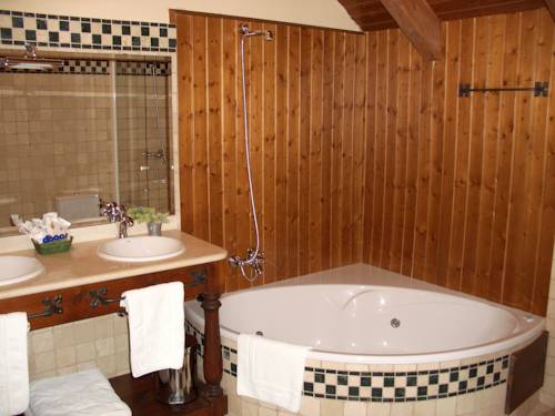 Imagen de la habitación del Hotel Tierras De Moya. Foto 10