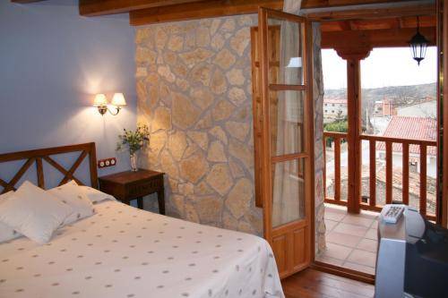 Imagen de la habitación del Hotel Tierras De Moya. Foto 11