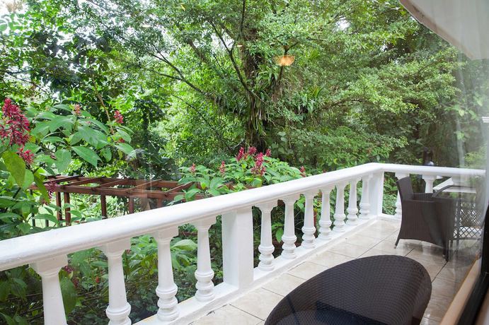 Imagen de la habitación del Hotel Tifakara by the Waterfall. Foto 6