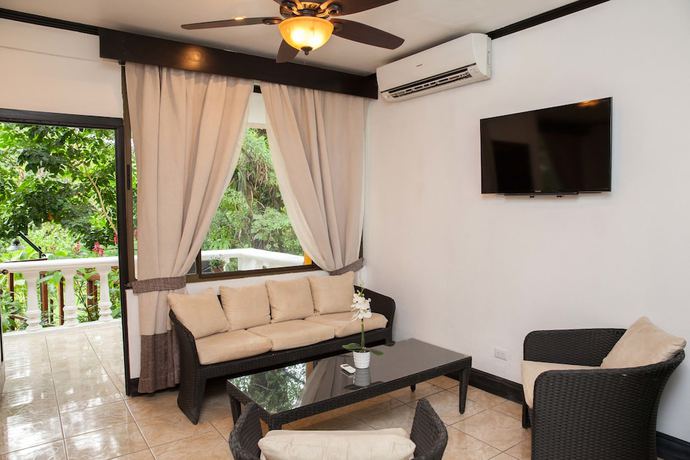 Imagen de la habitación del Hotel Tifakara by the Waterfall. Foto 9