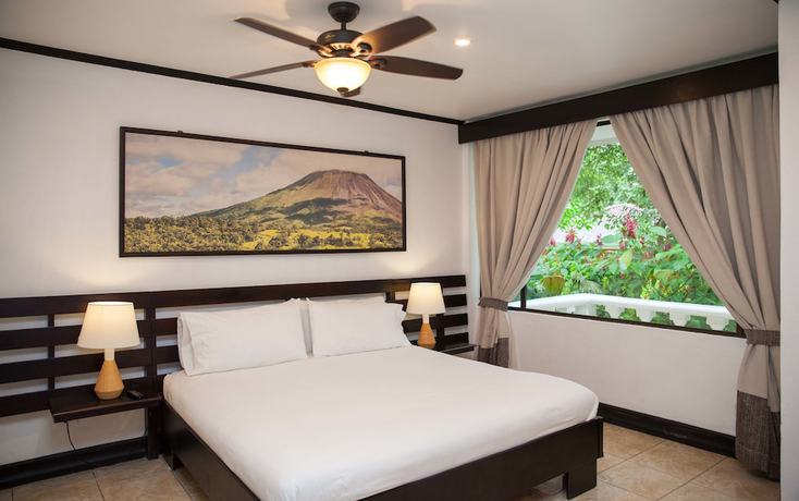 Imagen de la habitación del Hotel Tifakara by the Waterfall. Foto 16