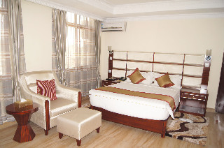 Imagen de la habitación del Hotel Tiffany Diamond. Foto 11