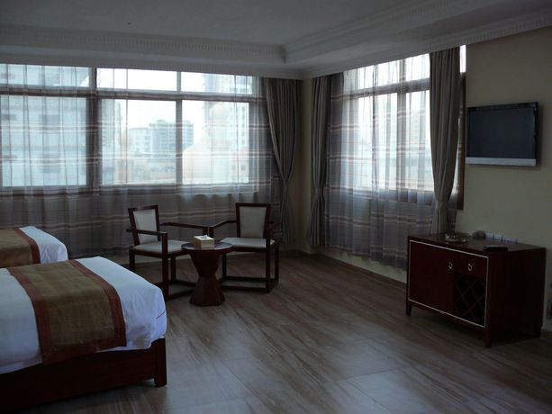 Imagen de la habitación del Hotel Tiffany Diamond Hotels. Foto 4