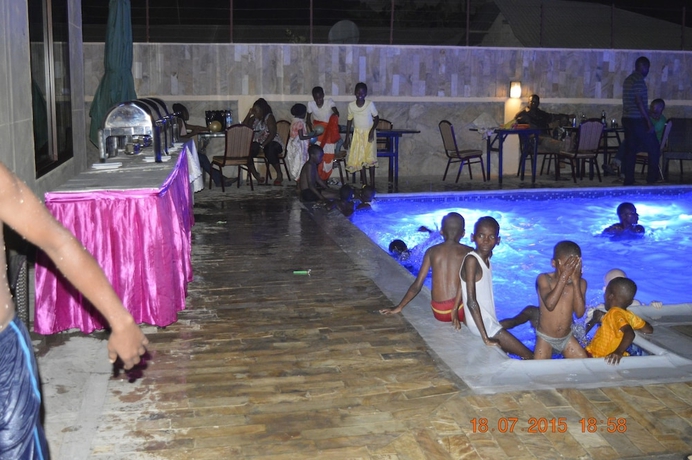Imagen de la piscina del Hotel Tiffany Diamond - Mtwara. Foto 16