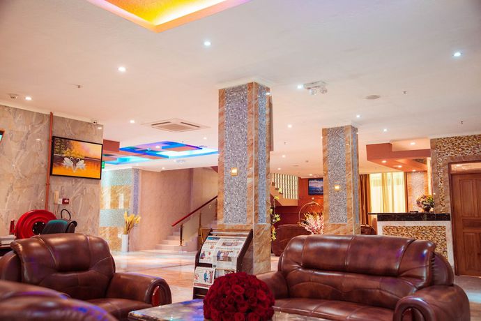 Imagen de los interiores del Hotel Tiffany Diamonds. Foto 15