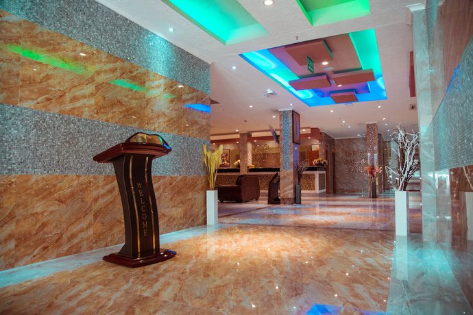 Imagen de los interiores del Hotel Tiffany Diamonds. Foto 18