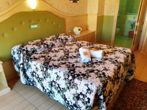 Imagen general del Hotel Tiffany, Varcaturo. Foto 3
