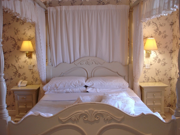 Imagen de la habitación del Hotel Tiffanys. Foto 9