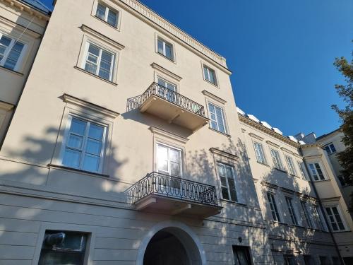 Imagen de los exteriores del Hotel Tiffi Old Town Hotel. Foto 14