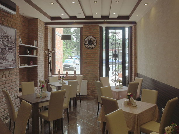 Imagen de la habitación del Hotel Tiflis. Foto 7