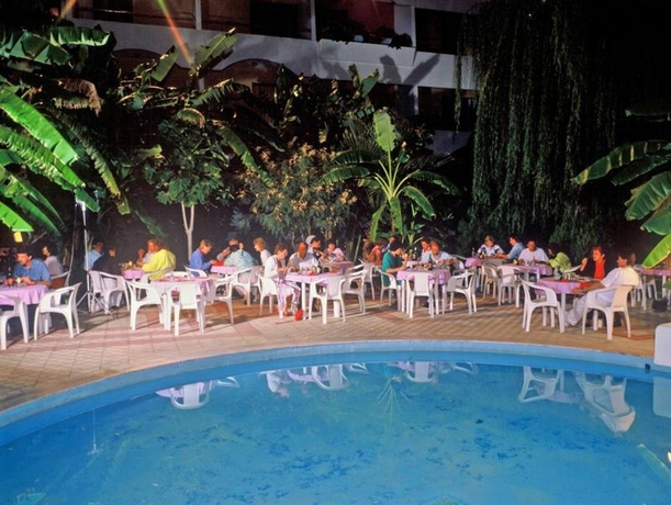 Imagen general del Hotel Tigaki Beach. Foto 3
