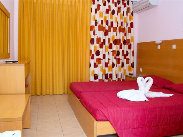 Imagen general del Hotel Tigaki's Star. Foto 7