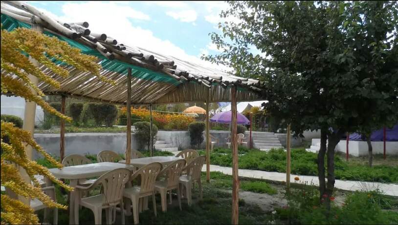 Imagen de los interiores del Hotel Tiger Camp. Foto 21