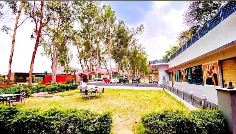 Imagen de los exteriores del Hotel Tiger Club Resort. Foto 9