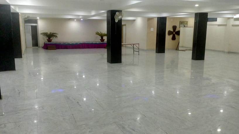 Imagen de los interiores del Hotel Tiger Inn, Waidhan. Foto 12