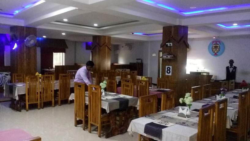 Imagen del bar/restaurante del Hotel Tiger Inn, Waidhan. Foto 4