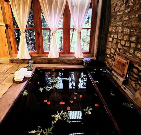 Imagen general del Hotel Tiger Nest Resort. Foto 5