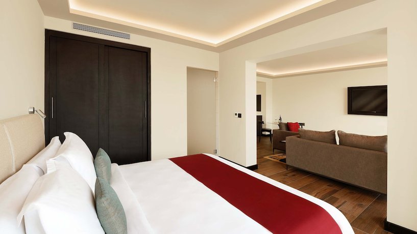 Imagen de la habitación del Hotel Tiger Palace Resort, Bhairahawa, Lumbini, Nepal. Foto 2