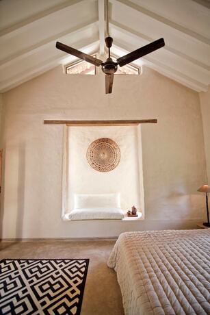 Imagen de la habitación del Hotel Tigertops Karnali Lodge. Foto 18