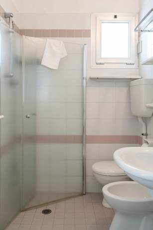 Imagen de la habitación del Hotel Tiglio. Foto 13