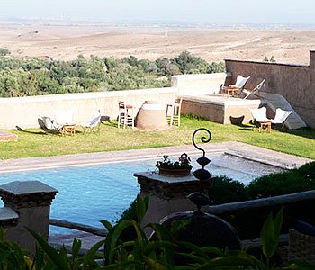 Imagen de los exteriores del Hotel Tigmi. Foto 10