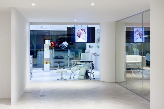 Imagen de la piscina del Hotel Tigotan Lovers and Friends. Foto 16