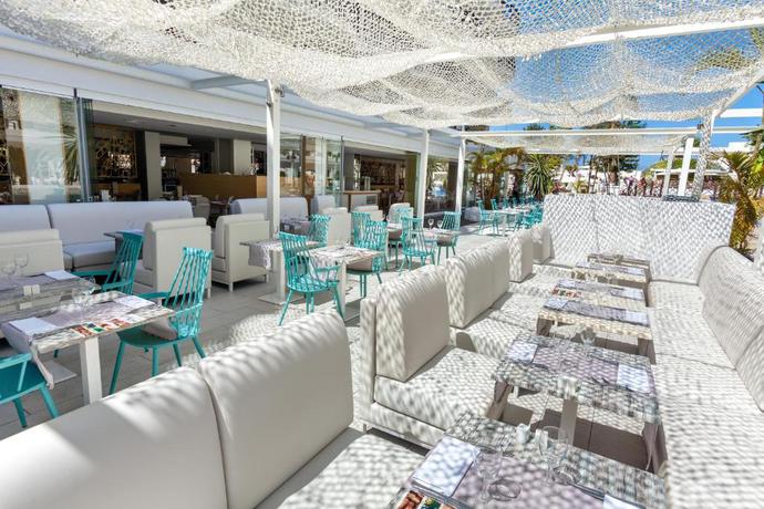 Imagen del bar/restaurante del Hotel Tigotan Lovers and Friends. Foto 9