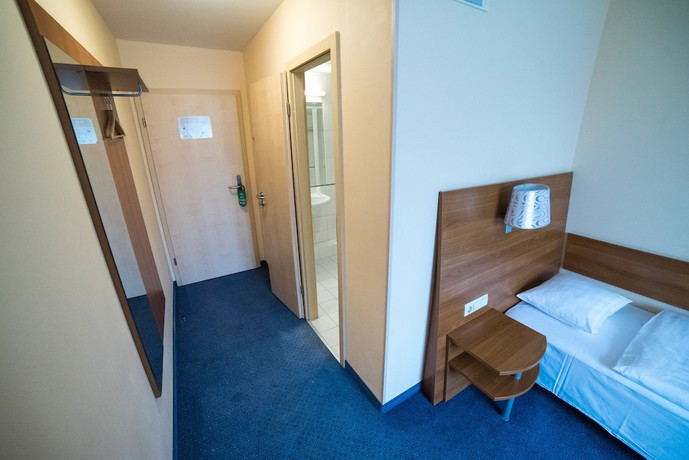 Imagen de la habitación del Hotel Tigra. Foto 9