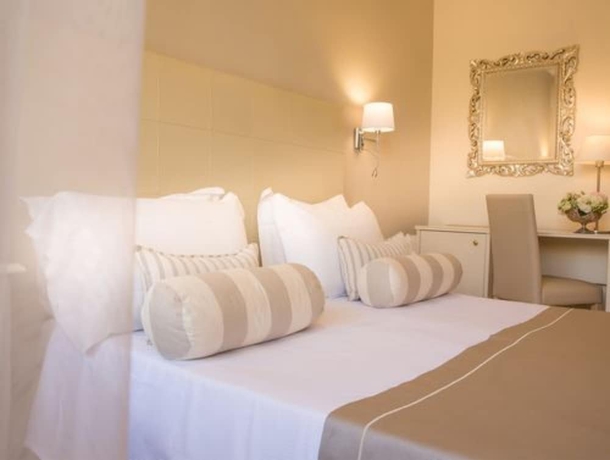 Imagen de la habitación del Hotel Tigullio Et De Milan. Foto 7