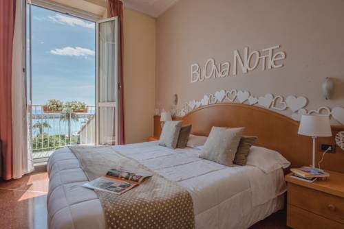 Imagen de la habitación del Hotel Tigullio. Foto 3