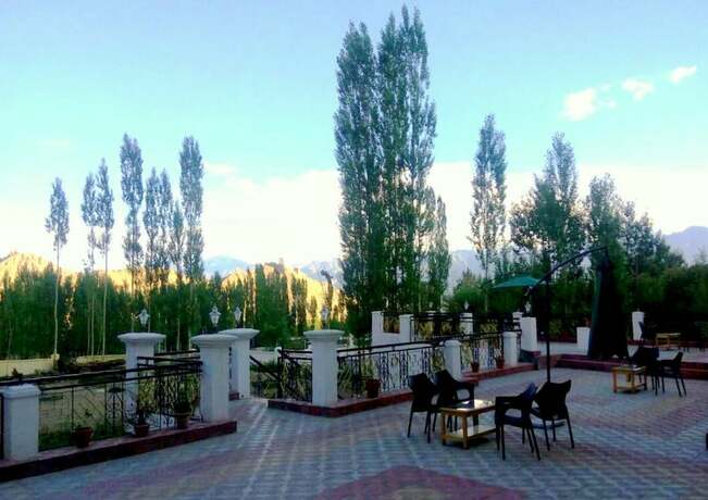 Imagen general del Hotel Tih Khakshal. Foto 2