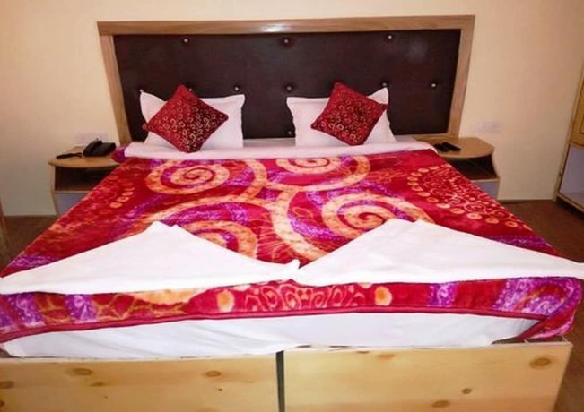 Imagen de la habitación del Hotel Tih Khakshal. Foto 20