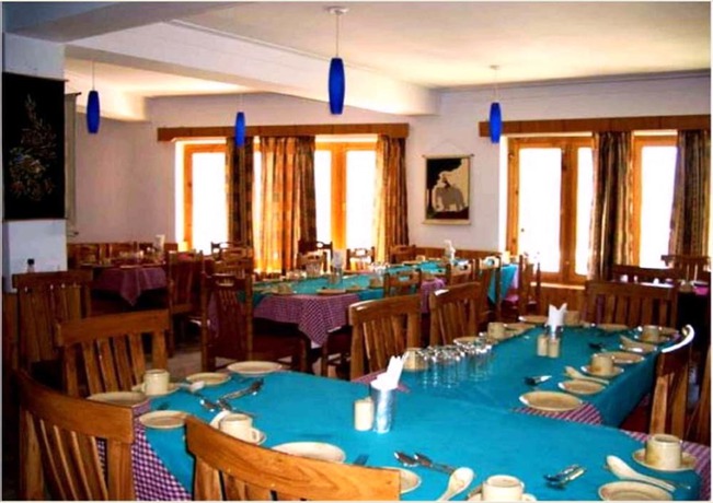 Imagen del bar/restaurante del Hotel Tih Ladakh Heaven. Foto 1