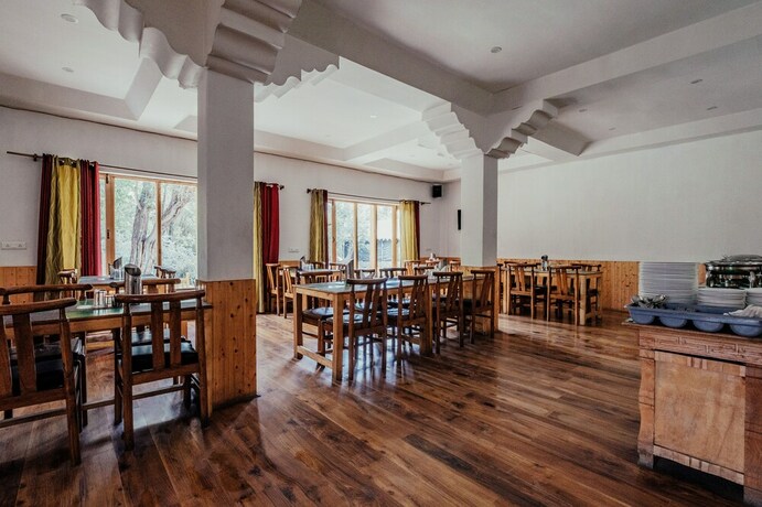 Imagen del bar/restaurante del Hotel Tih Ladakh Summer Camp-nubra. Foto 9