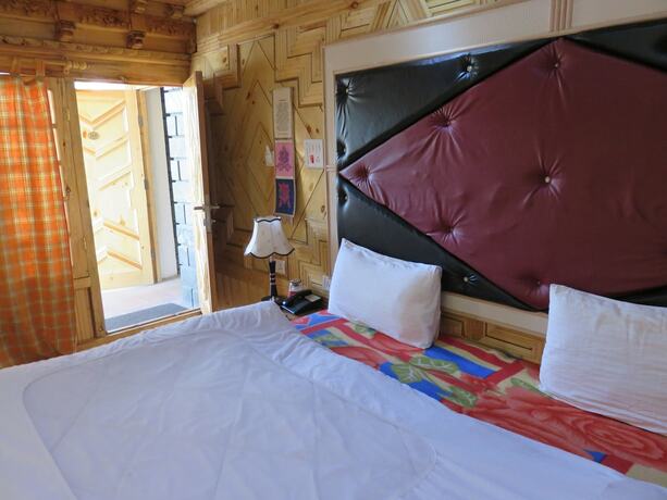 Imagen general del Hotel Tih Nezer Holiday Inn. Foto 2