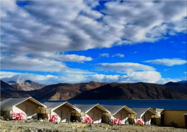 Imagen general del Hotel Tih Pangong Lake View Cottages and Camps. Foto 7