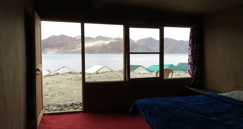 Imagen general del Hotel Tih Pangong Lake View Cottages and Camps. Foto 11