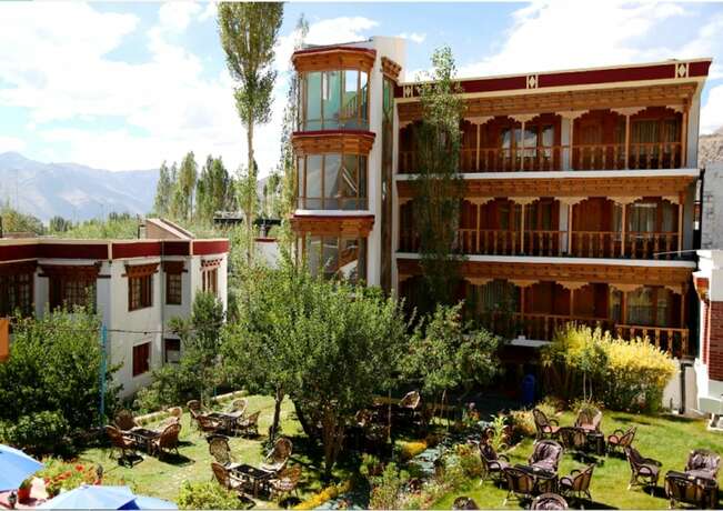 Imagen general del Hotel Tih Royal Palace. Foto 4