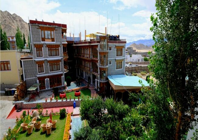 Imagen general del Hotel Tih Royal Palace. Foto 13