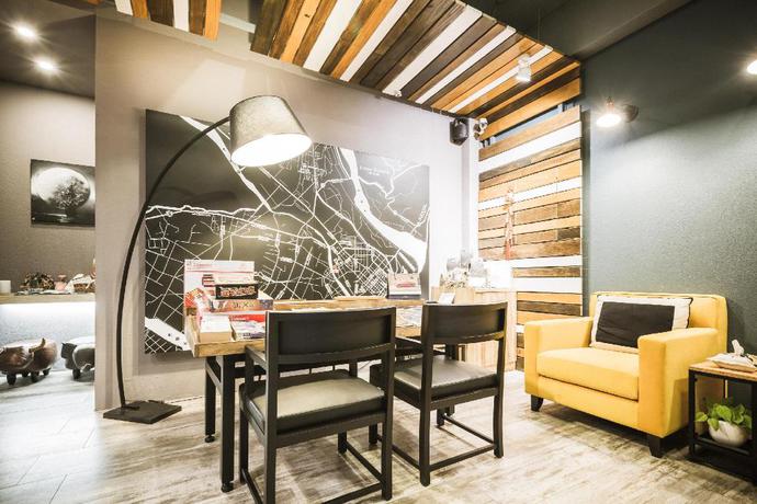 Imagen de los interiores del Hotel Tiin Tinn - Rivershore Bandb. Foto 5