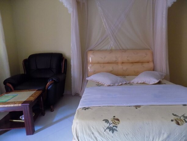 Imagen general del Hotel Tik. Foto 2