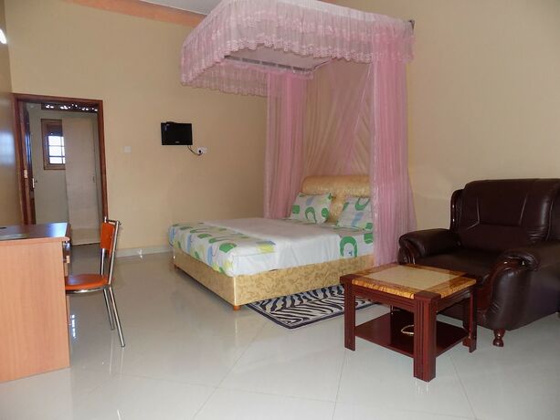 Imagen general del Hotel Tik. Foto 3