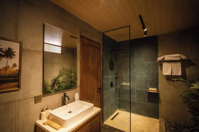 Imagen de la habitación del Hotel Tika Lombok. Foto 12