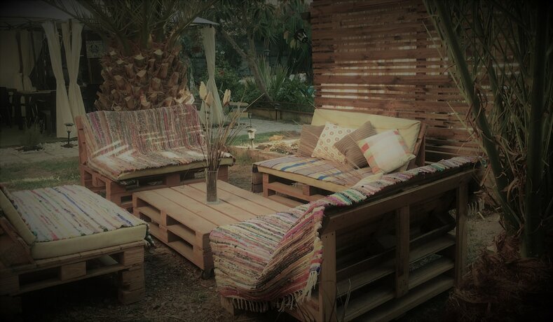 Imagen de los exteriores del Hotel Tikay Suite. Foto 12