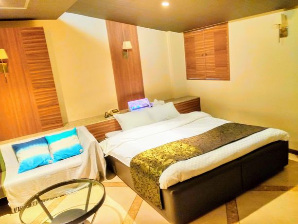 Imagen de la habitación del Hotel Tiki. Foto 10