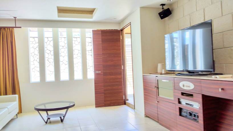 Imagen de la habitación del Hotel Tiki. Foto 11