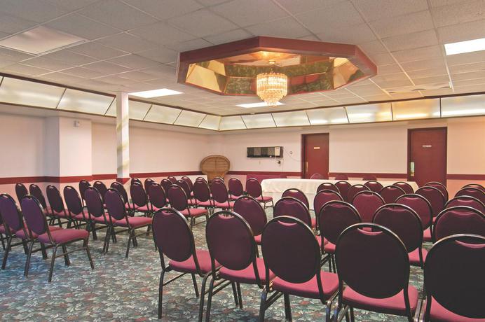 Imagen general del Hotel Tiki Resort - Lake George. Foto 6